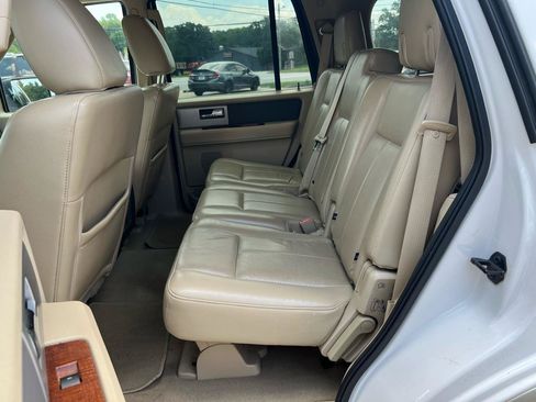 Used 2010 Ford Expedition Eddie Bauer RWD image 14