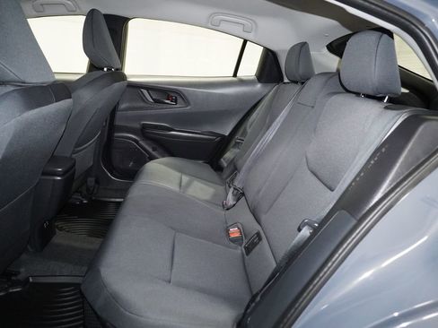 Used 2025 Toyota Prius LE image 14