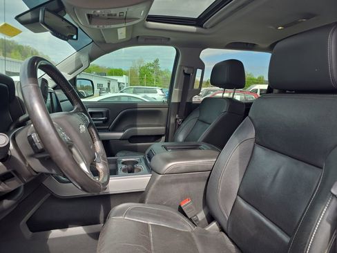 Used 2018 Chevrolet Silverado 1500 LTZ Z71 w/ Centennial Edition image 11