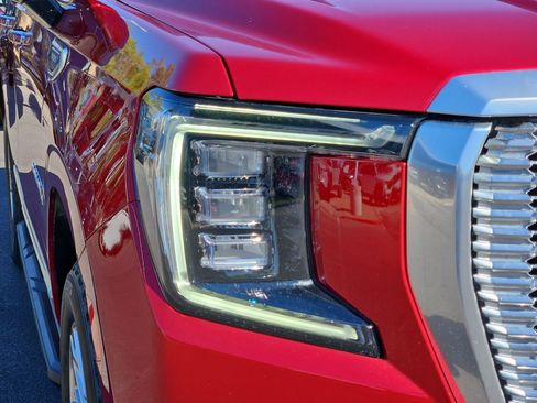 Used 2024 GMC Yukon Denali w/ Max Trailering Package AWD/4WD image 10
