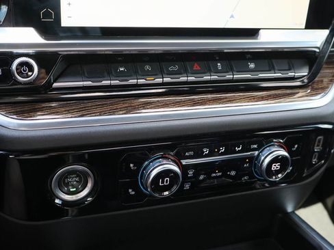 Certified 2022 GMC Sierra 1500 Elevation w/ LPO, Elevation Black Package image 17