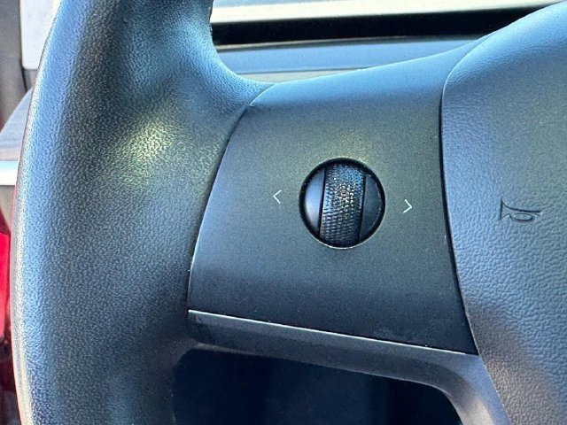 Used 2020 Tesla Model 3 Long Range AWD/4WD image 21