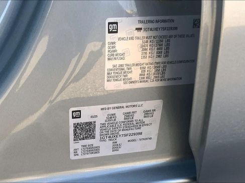 Used 2025 GMC Sierra 2500 Denali Ultimate AWD/4WD image 32
