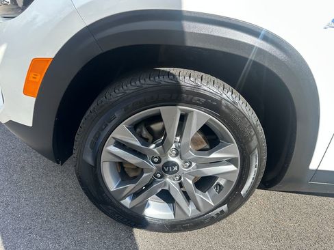 Used 2021 Kia Seltos S image 35