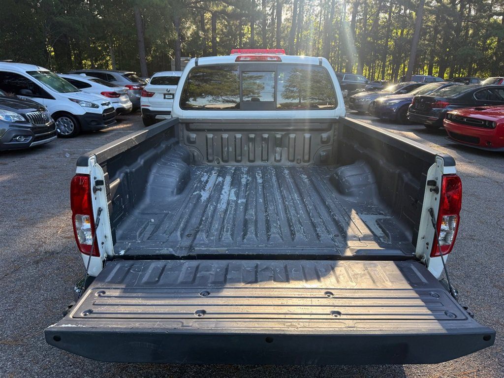 Used 2018 Nissan Frontier SV AWD/4WD image 7