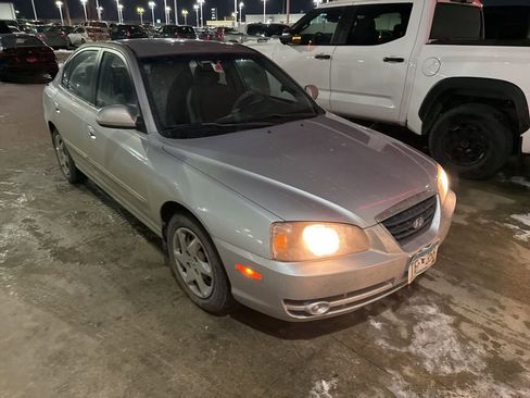 Used 2004 Hyundai Elantra GT image 2