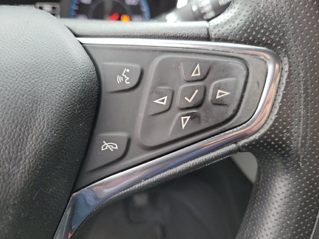 Used 2020 Chevrolet Equinox LS w/ LS Convenience Package FWD image 27
