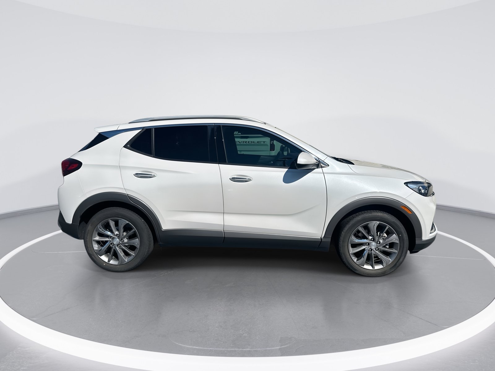 Used 2023 Buick Encore GX Essence w/ Experience Buick Package FWD image 10