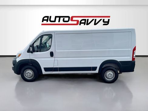 Used 2025 RAM ProMaster 1500 w/ Convenience Group FWD image 4