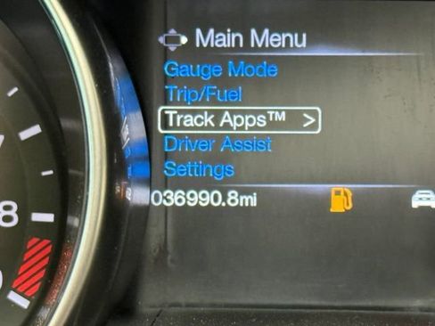 Used 2016 Ford Mustang Shelby GT350 w/ Technology Package RWD image 23