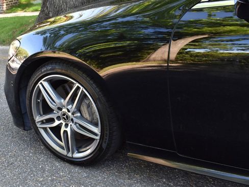 Used 2019 Mercedes-Benz E 450 Coupe image 31
