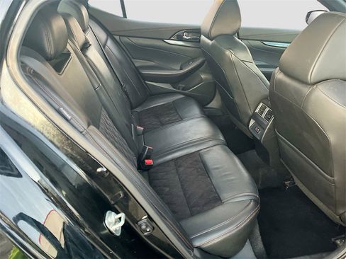 Used 2020 Nissan Maxima SR w/ Sport Mat Group image 28
