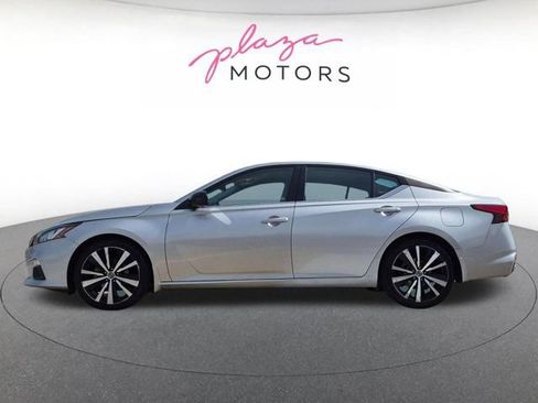 Used 2022 Nissan Altima 2.5 SR FWD image 8