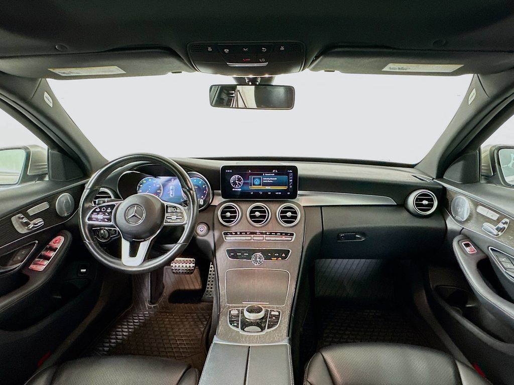 Used 2020 Mercedes-Benz C 300 4MATIC Sedan image 3