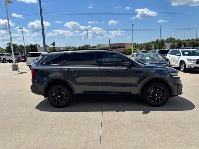 Used 2021 Kia Sorento SX AWD/4WD image 4