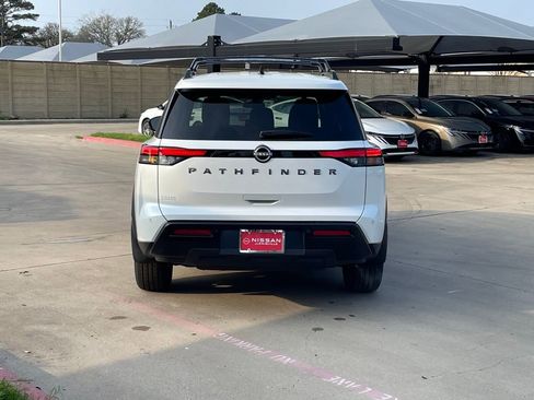 New 2026 Nissan Pathfinder SV w/ Cargo Package FWD image 4