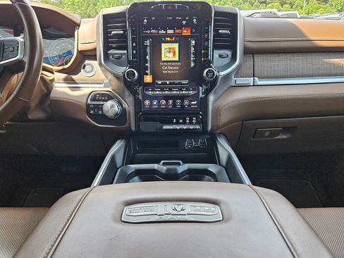 Used 2021 RAM 1500 Limited AWD/4WD image 10