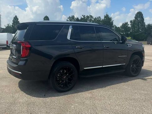 Certified 2023 GMC Yukon SLT AWD/4WD image 8