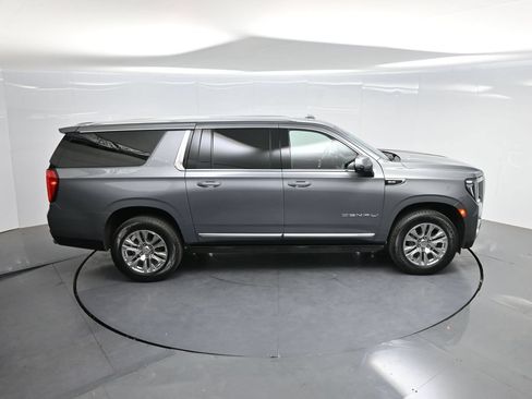 Used 2022 GMC Yukon XL Denali AWD/4WD image 69