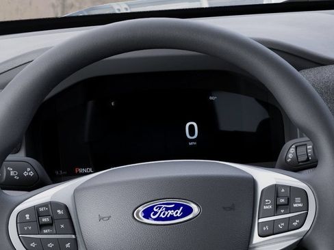 New 2027 Ford Explorer Active RWD image 13