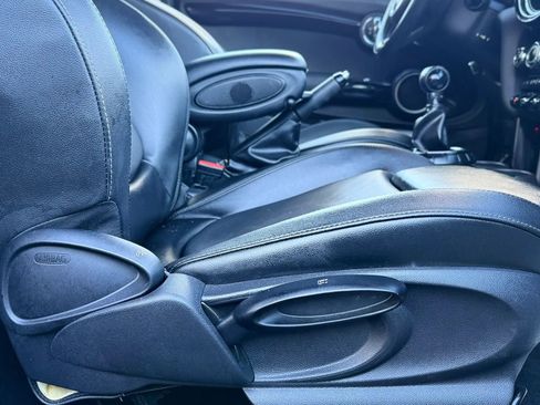 Used 2014 MINI Cooper S FWD image 32