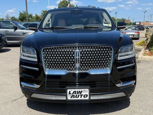 Used 2019 Lincoln Navigator Reserve w/ Cargo Package AWD/4WD image 2