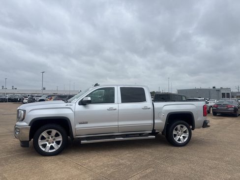 Used 2017 GMC Sierra 1500 SLE w/ Texas SLE Value Package image 12