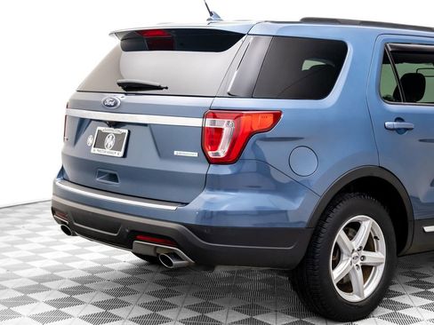 Used 2018 Ford Explorer XLT w/ Equipment Group 201A image 33