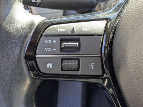 Certified 2024 Honda HR-V EX-L image 20