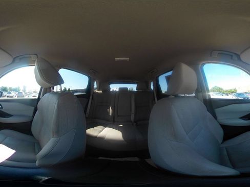 Used 2025 Nissan Rogue SV AWD/4WD image 40