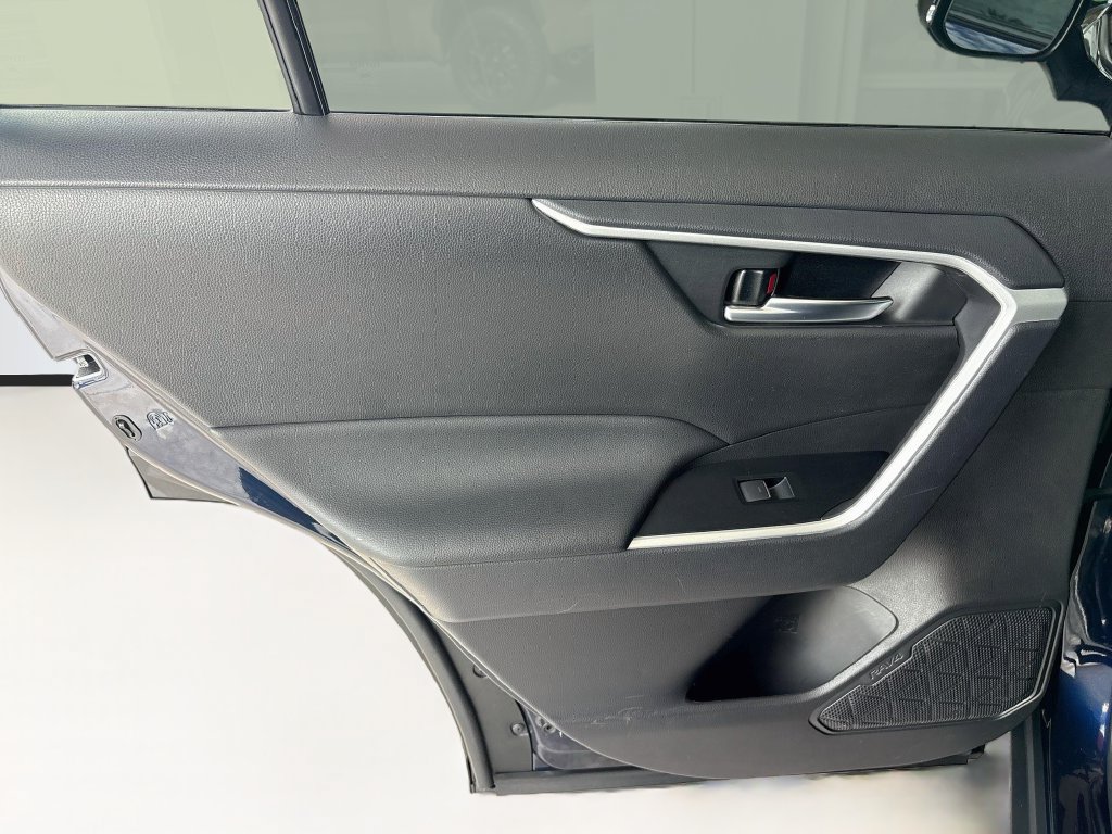 Certified 2025 Toyota RAV4 XLE FWD image 25