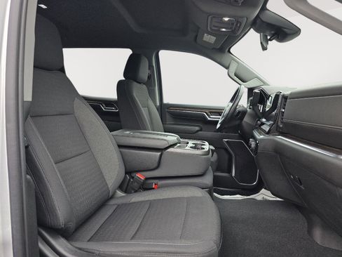 Used 2022 Chevrolet Silverado 1500 LT image 11