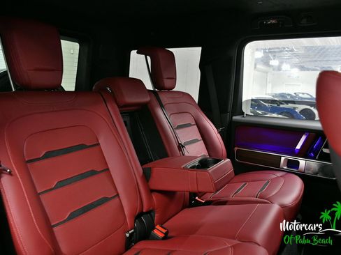 Used 2025 Mercedes-Benz G 63 AMG 4MATIC image 46