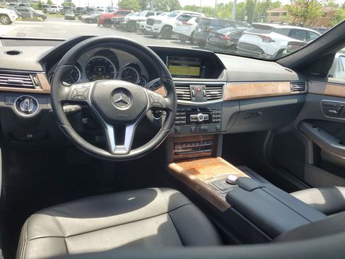 Used 2012 Mercedes-Benz E 350 4MATIC Sedan image 10