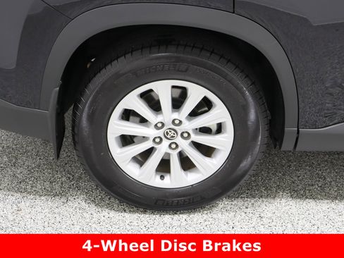 Used 2024 Toyota Grand Highlander XLE image 6