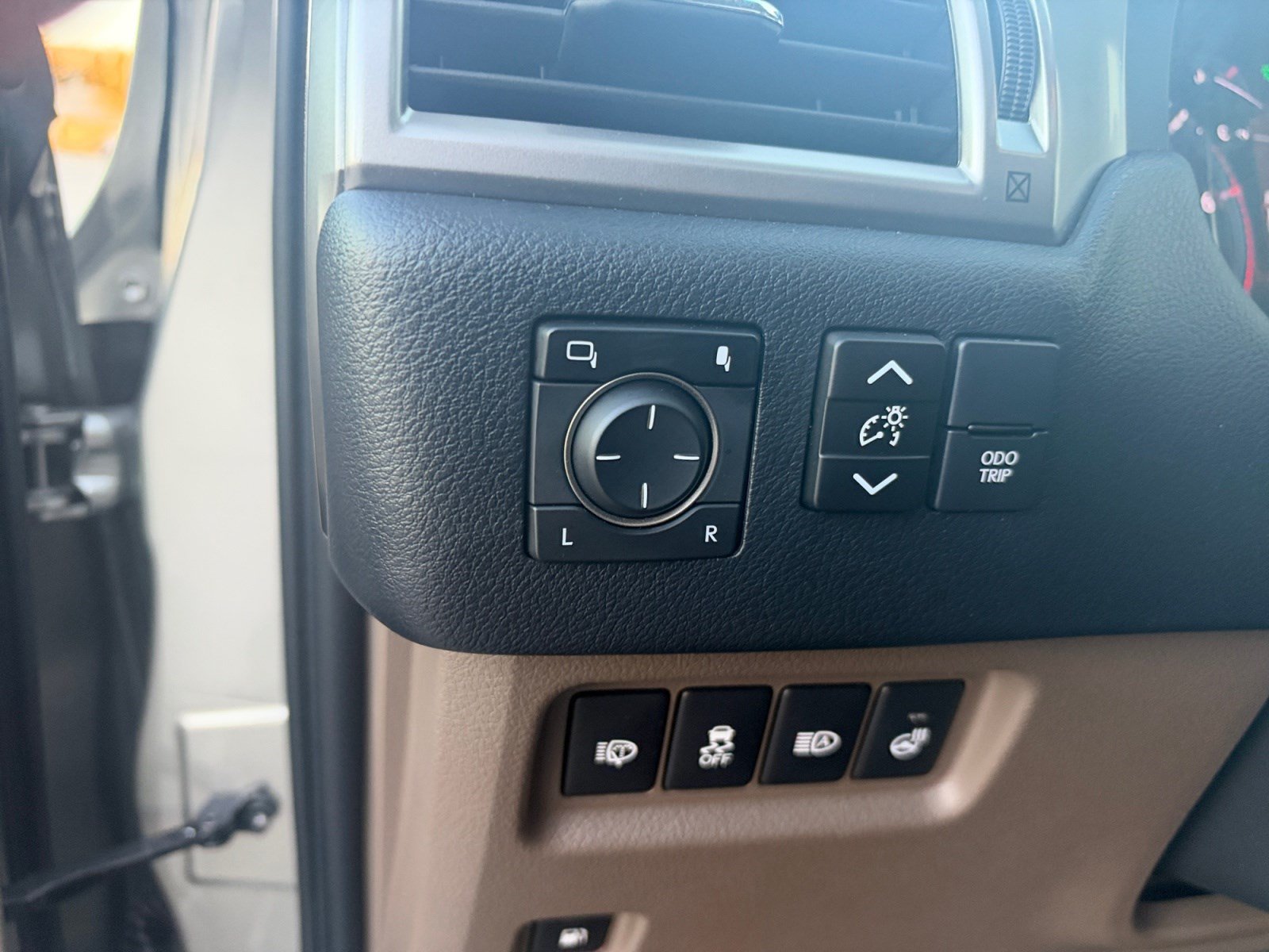 Used 2023 Lexus GX 460 Premium w/ Premium Plus Package AWD/4WD image 27