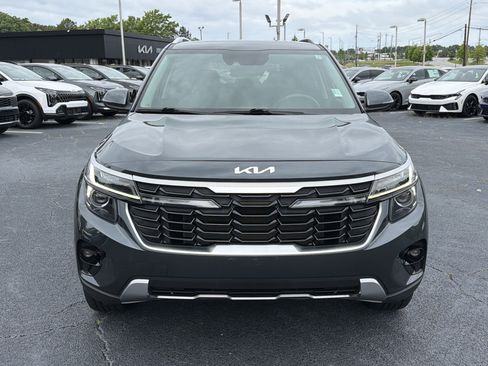 Used 2024 Kia Seltos EX AWD/4WD image 2