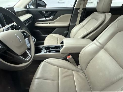 Used 2022 Lincoln Corsair Reserve w/ Equipment Group 201A image 7