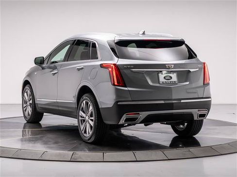 Used 2023 Cadillac XT5 Premium Luxury FWD image 3