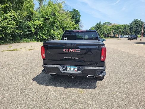 Used 2021 GMC Sierra 1500 Denali w/ Technology Package AWD/4WD image 9