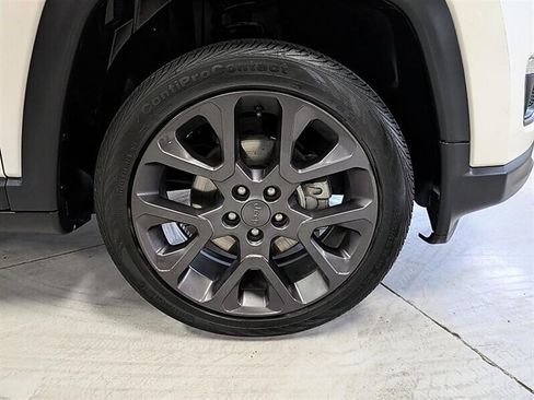 Used 2019 Jeep Compass High Altitude AWD/4WD image 12
