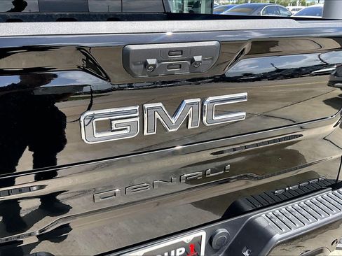 Used 2025 GMC Sierra 1500 Denali Ultimate AWD/4WD image 10