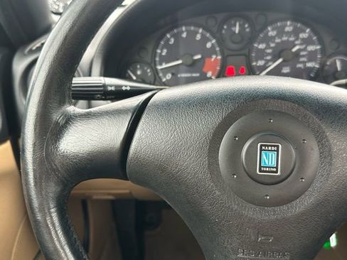 Used 2000 MAZDA MX-5 Miata image 18