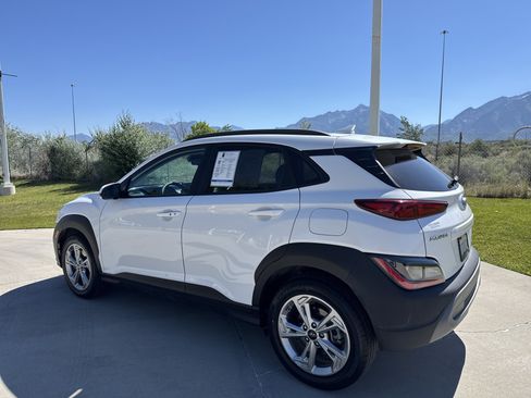 Used 2023 Hyundai Kona SEL w/ Cargo Package AWD/4WD image 3