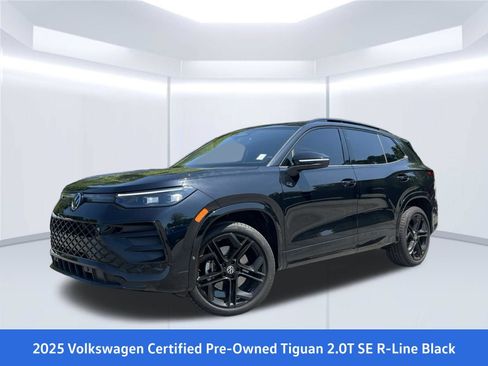 Certified 2025 Volkswagen Tiguan SE R-Line AWD/4WD image 1