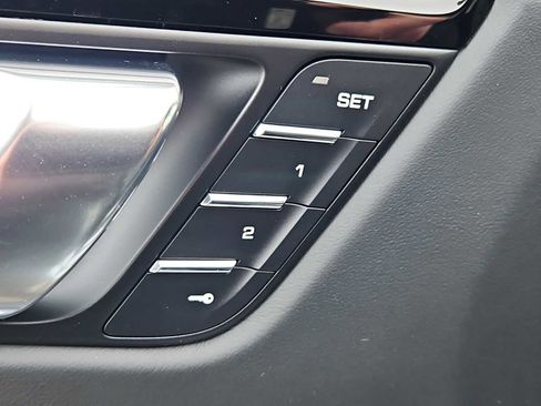 New 2026 Porsche Macan S image 11