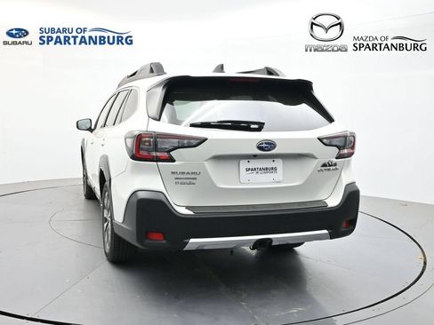 Certified 2025 Subaru Outback Limited AWD/4WD image 7