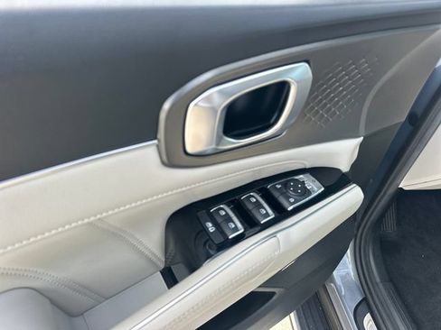 Certified 2021 Kia Sorento SX FWD image 20