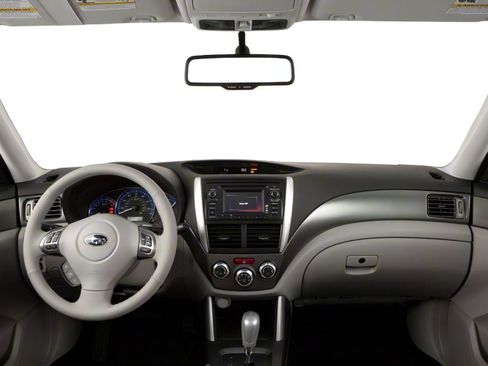 Used 2010 Subaru Forester 2.5X Premium w/ Popular Equipment Group 1A AWD/4WD image 5