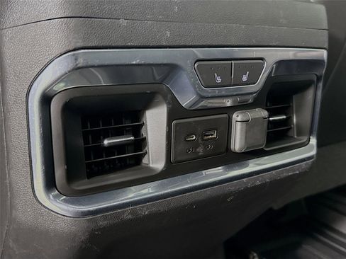 Used 2019 Chevrolet Silverado 1500 LTZ w/ LTZ Premium Package image 28